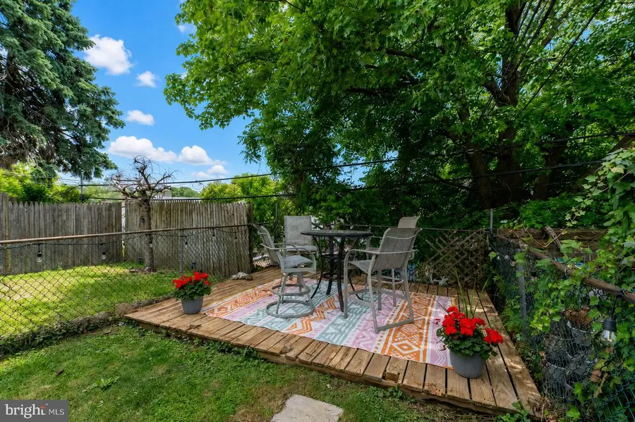 566 Martin St, Philadelphia, PA 19128 - #3