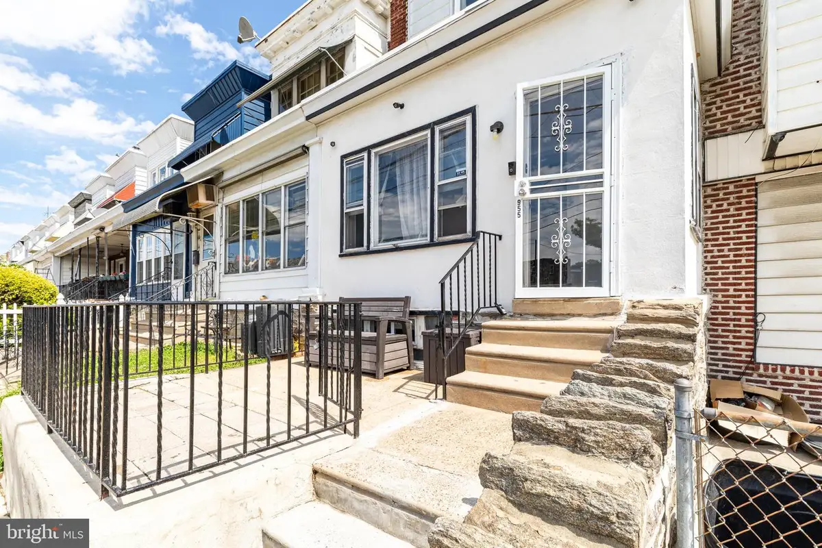 955 Pratt St, Philadelphia, PA 19124 - #1