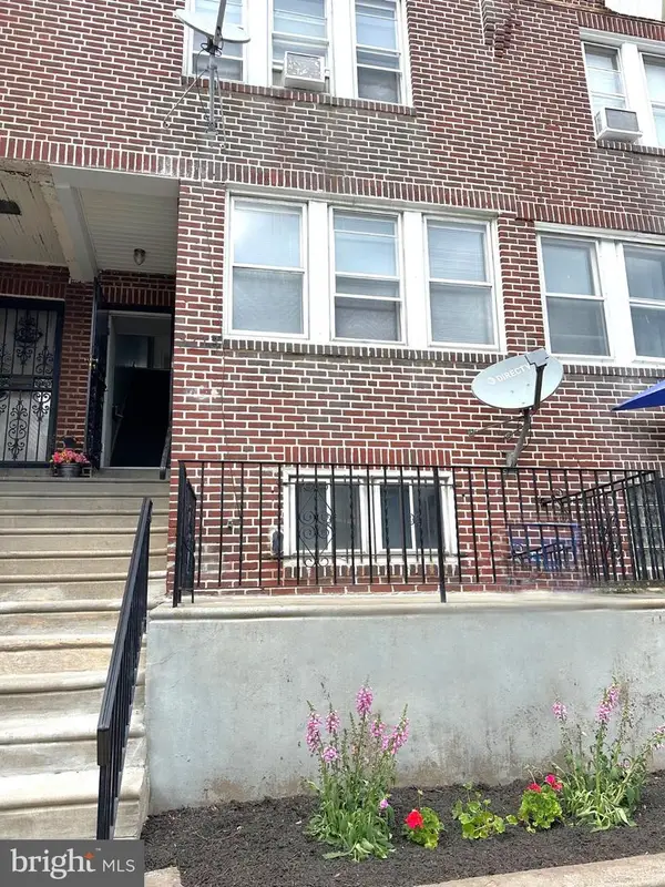 3213 W Hilton, PHILADELPHIA, PA 19129