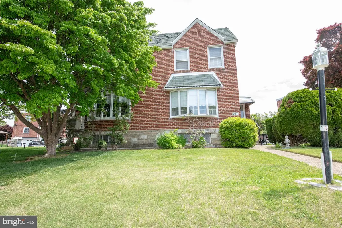 831 Medway Rd, Philadelphia, PA 19115 - #1