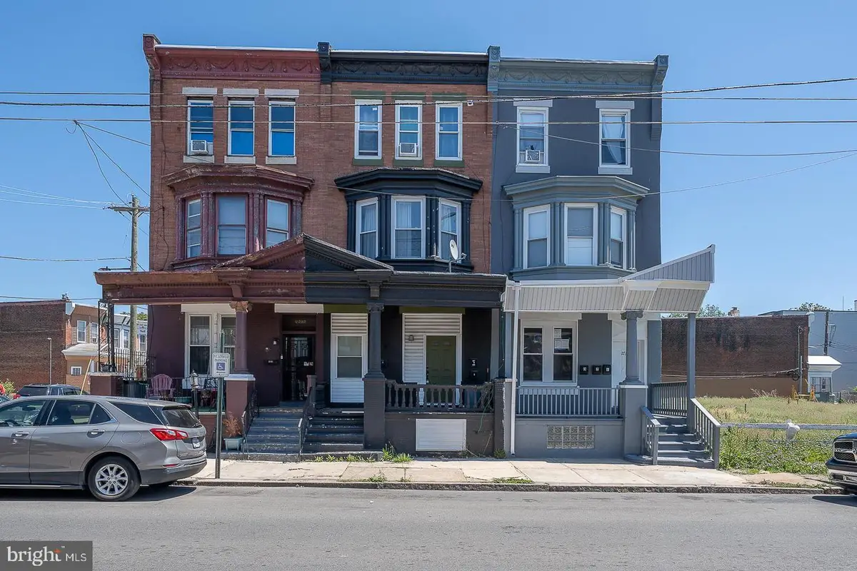 2735 N 13th St, Philadelphia, PA 19133 - #1