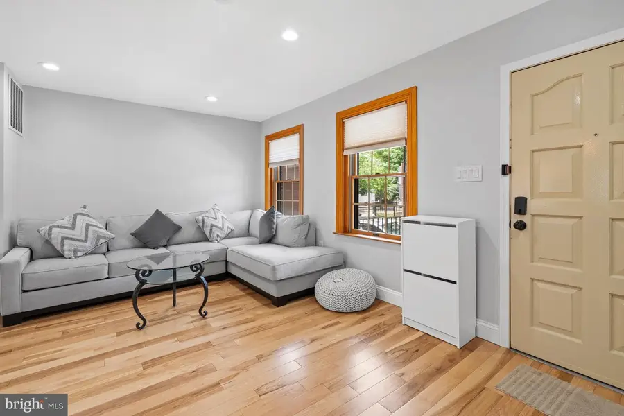 1218 Mollbore Ter, Philadelphia, PA 19148 - #3