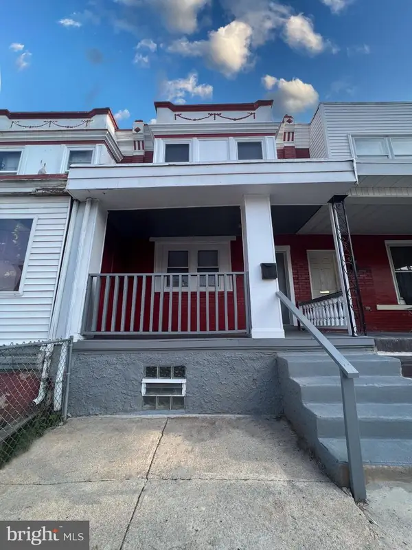 2008 W Laveer St, PHILADELPHIA, PA 19138
