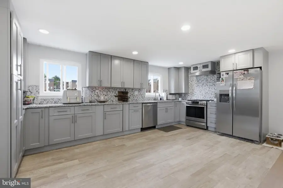 819 Bergen St, Philadelphia, PA 19111 - #2