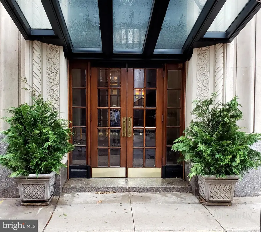 250 S 13th St #6a, Philadelphia, PA 19107 - #3