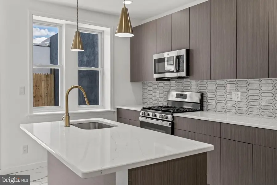 1211 S 15th St, Philadelphia, PA 19146 - #2