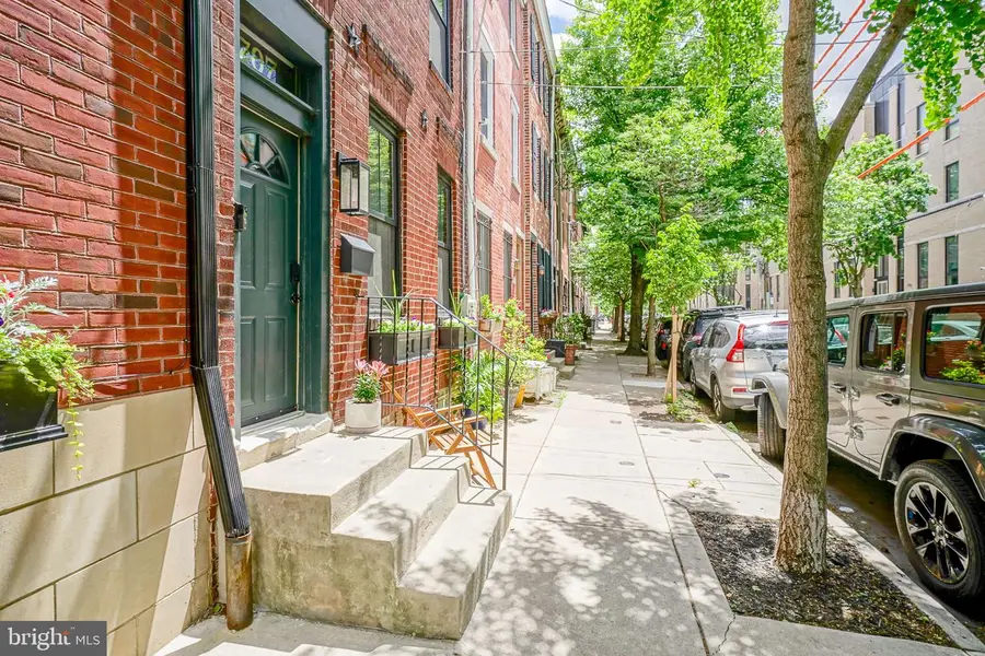 707 S 17th St, Philadelphia, PA 19146 - #3