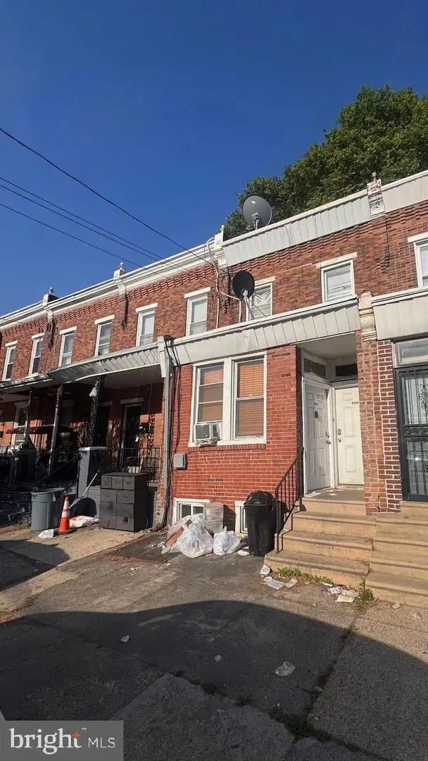 880 N 66th St, Philadelphia, PA 19151 - #2