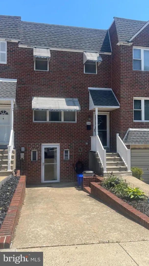 9888 Garvey Dr, Philadelphia, PA 19114 - #1