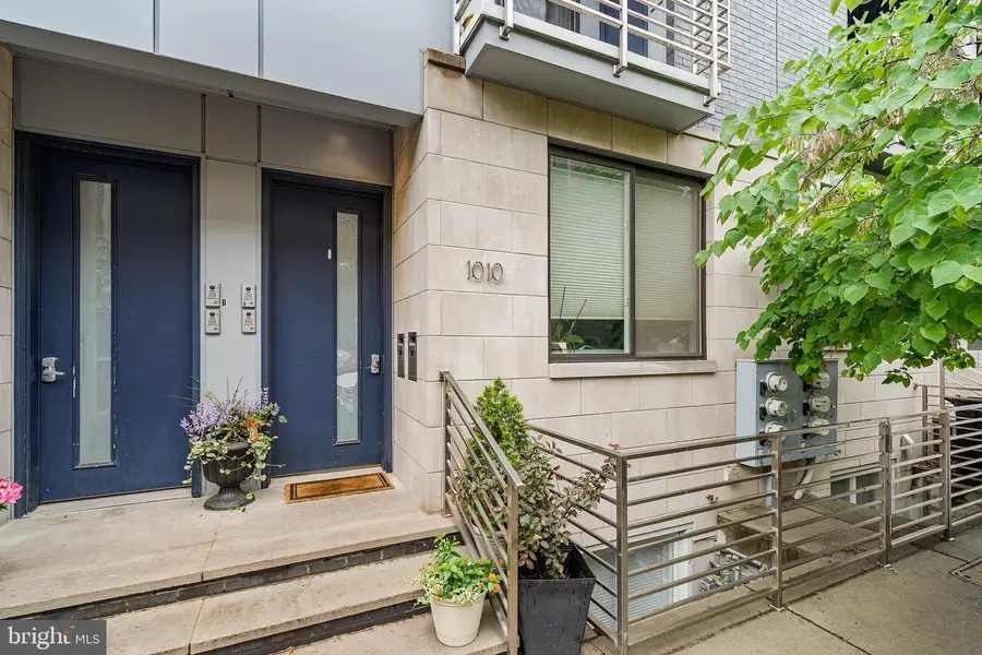 1010 S 17th St #b, Philadelphia, PA 19146 - #2