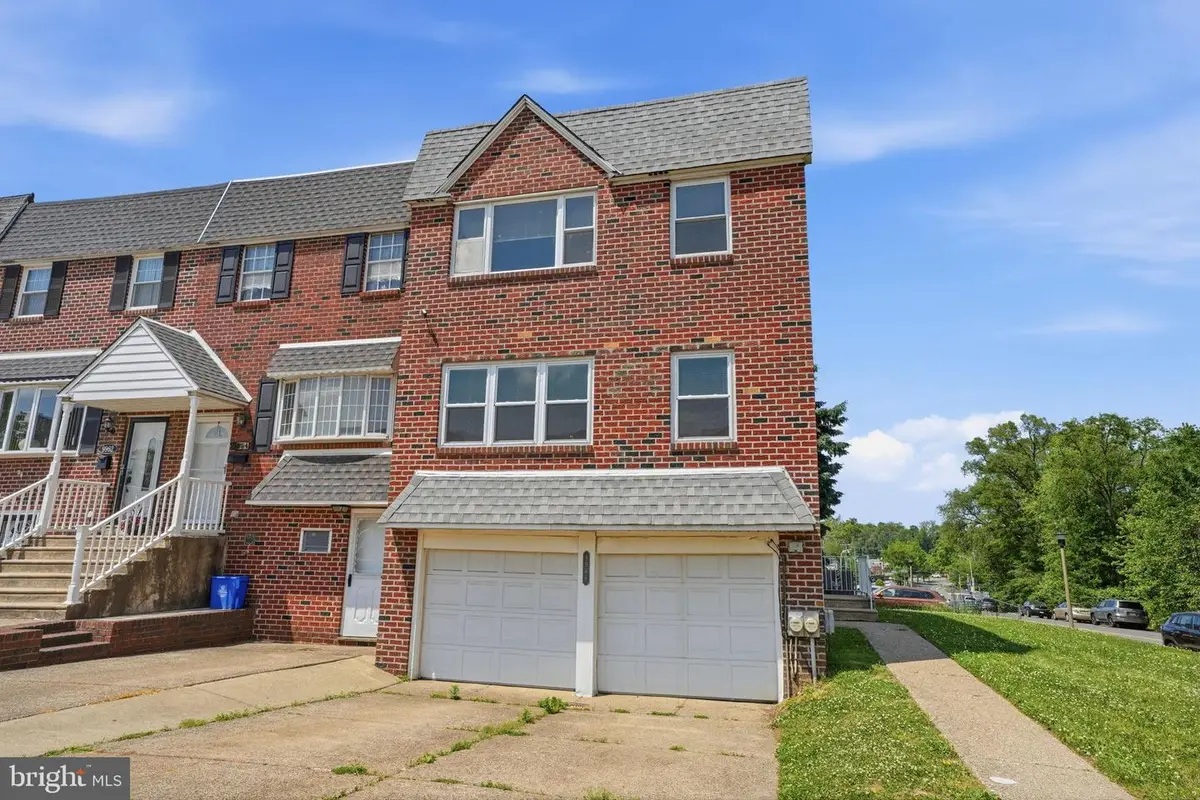 9966 Lackland Dr, Philadelphia, PA 19114 - #1