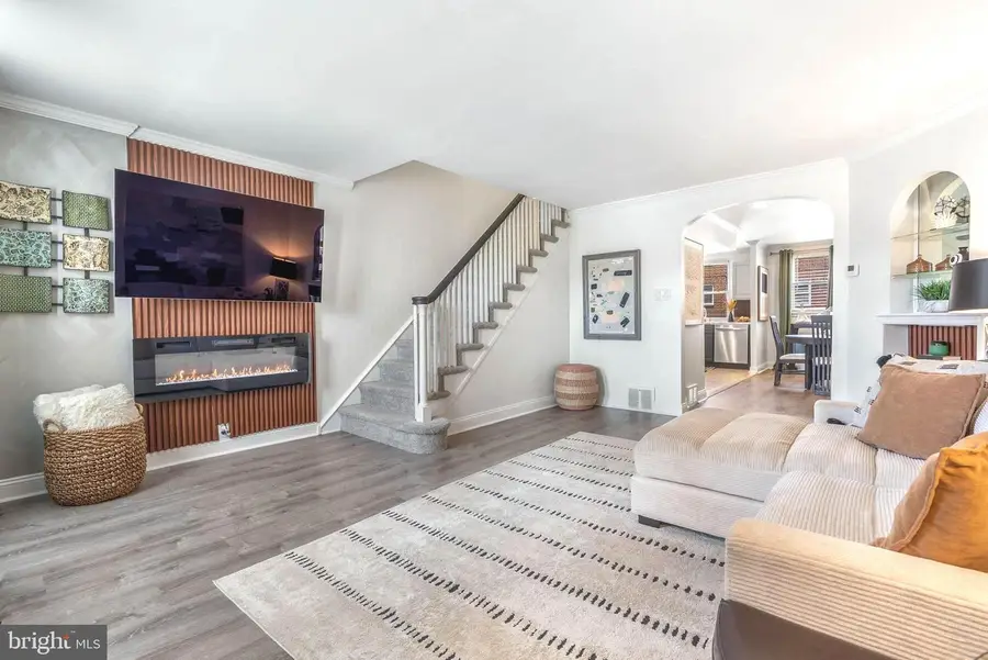 1151 E Dorset St, Philadelphia, PA 19150 - #2