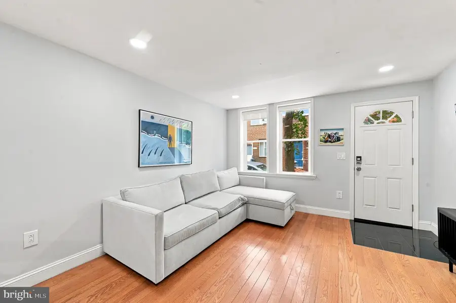 1207 S Marshall St, Philadelphia, PA 19147 - #2