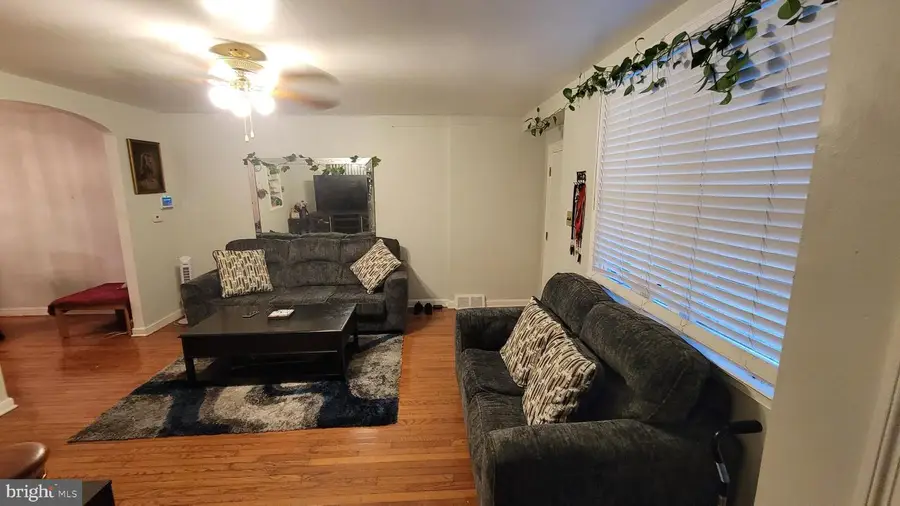 1207 Passmore St, Philadelphia, PA 19111 - #2