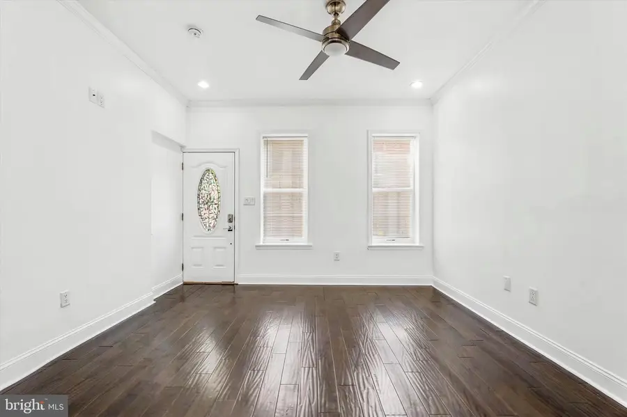 726 Mckean St, Philadelphia, PA 19148 - #3
