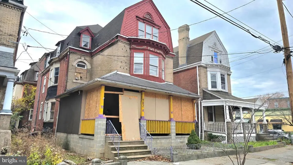 902 S 47th St, Philadelphia, PA 19143 - #1