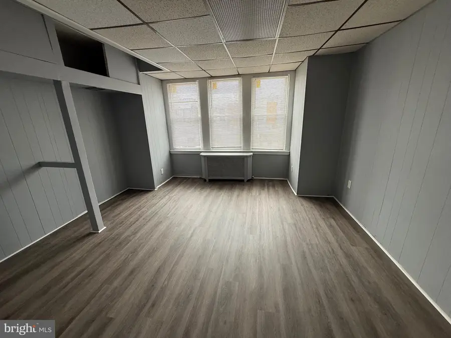 2090 Kingston St, Philadelphia, PA 19134 - #2