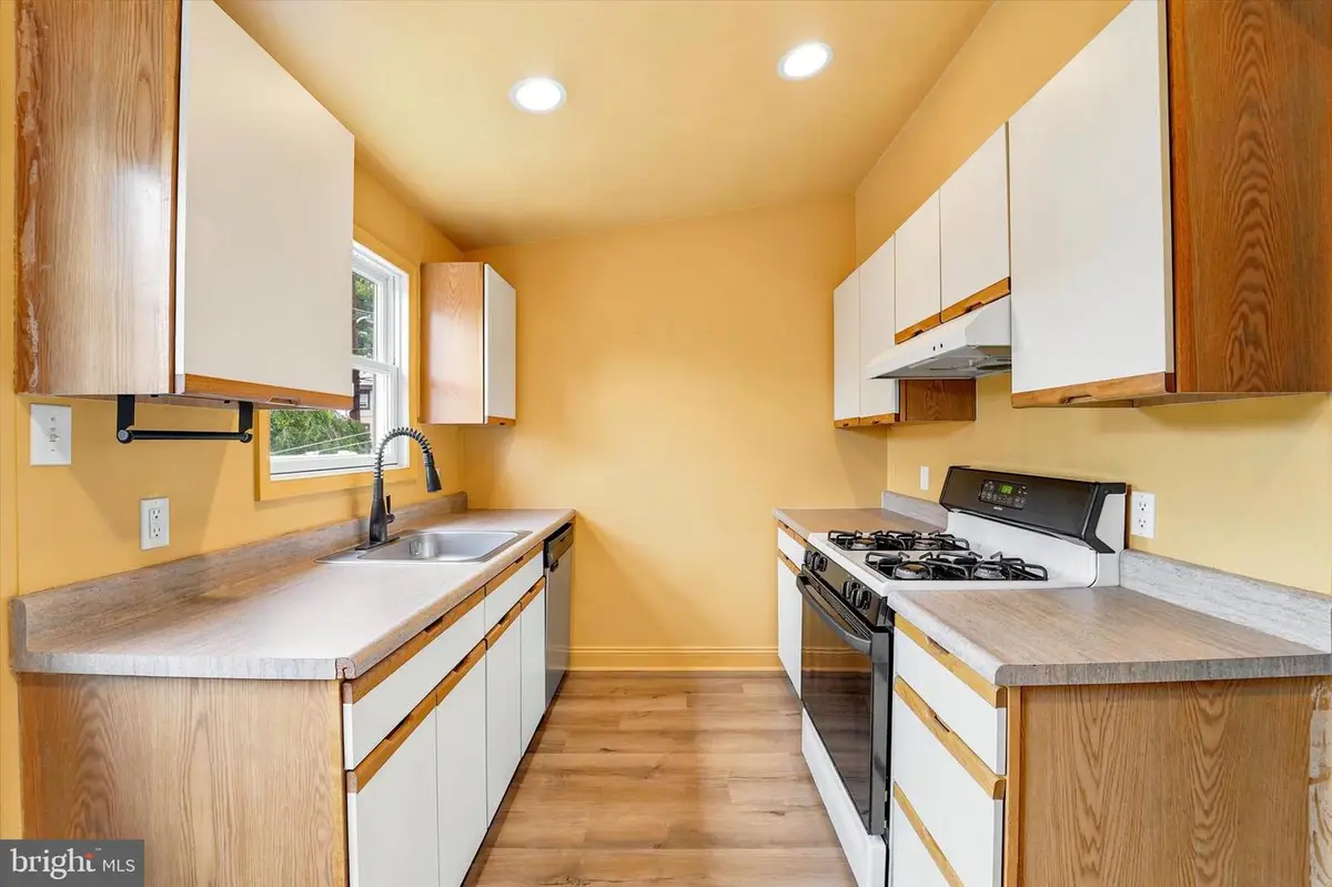4420 Saint Davids St, Philadelphia, PA 19127 - #1