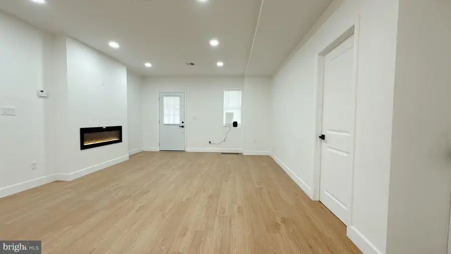 4649 Penn St, Philadelphia, PA 19124 - #3