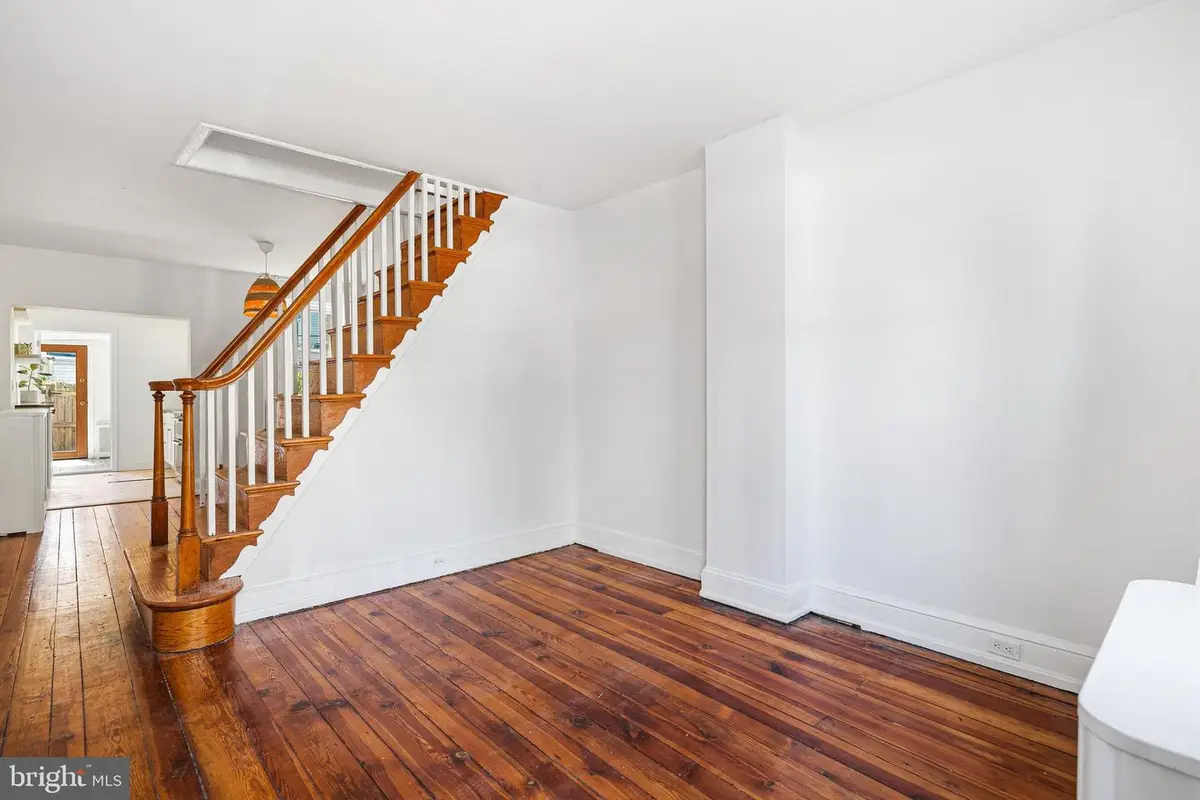 2331 Almond St, Philadelphia, PA 19125 - #1