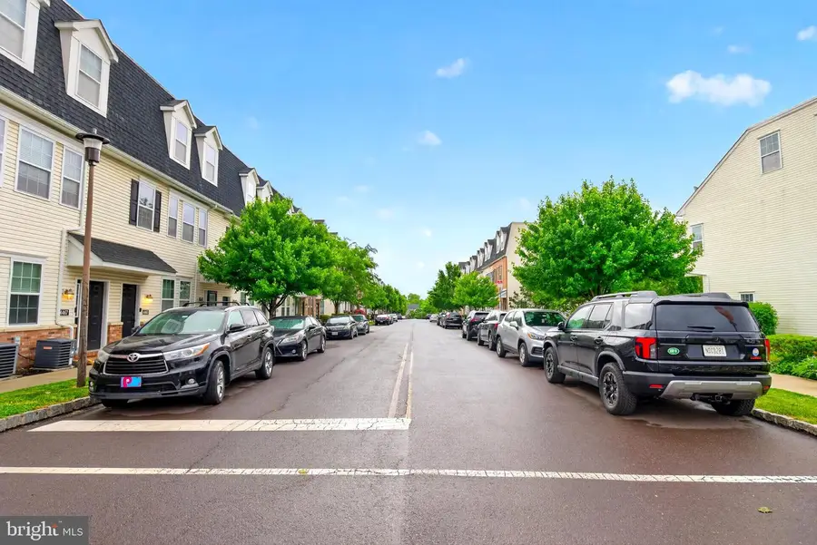 4465-00 Driftwood Dr #122, Philadelphia, PA 19129 - #2