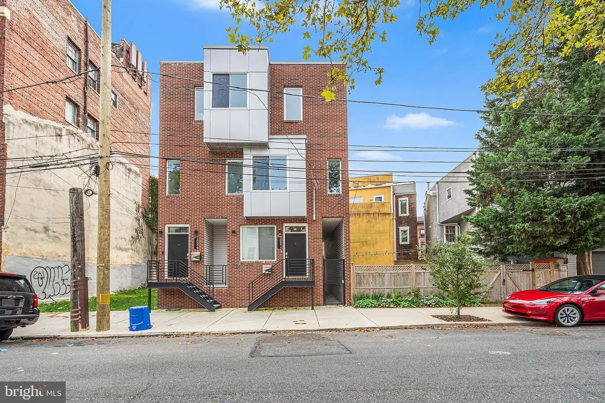 2008 S College Ave #a, Philadelphia, PA 19121 - #1