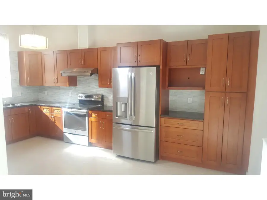 1014 Mount Vernon St, Philadelphia, PA 19123 - #3