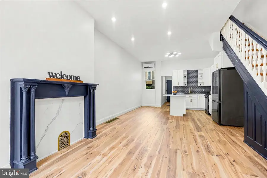 2304 Nicholas St, Philadelphia, PA 19121 - #3