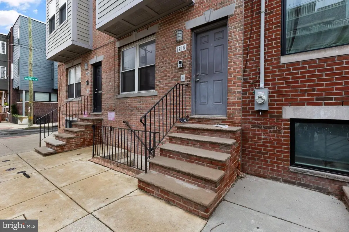 1215 S 18th St, Philadelphia, PA 19146 - #1