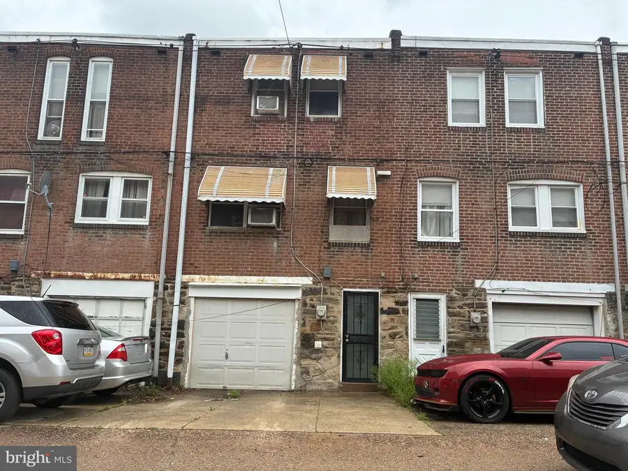 6748 Dorel St, Philadelphia, PA 19142 - #2