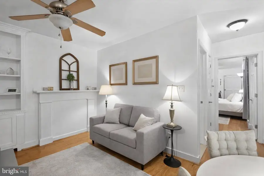 1431 Spruce St #1r, Philadelphia, PA 19102 - #3