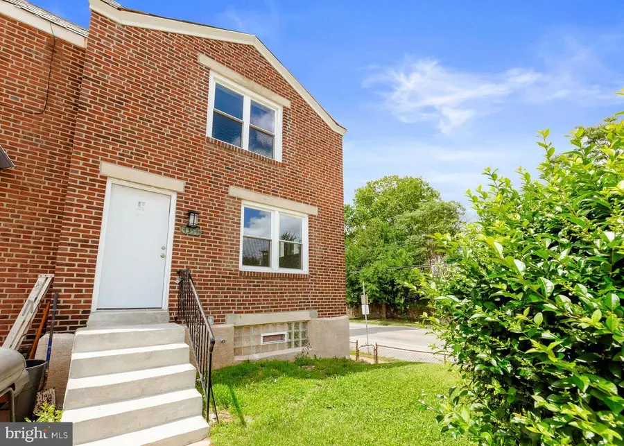 4354 Glendale St, Philadelphia, PA 19124 - #2