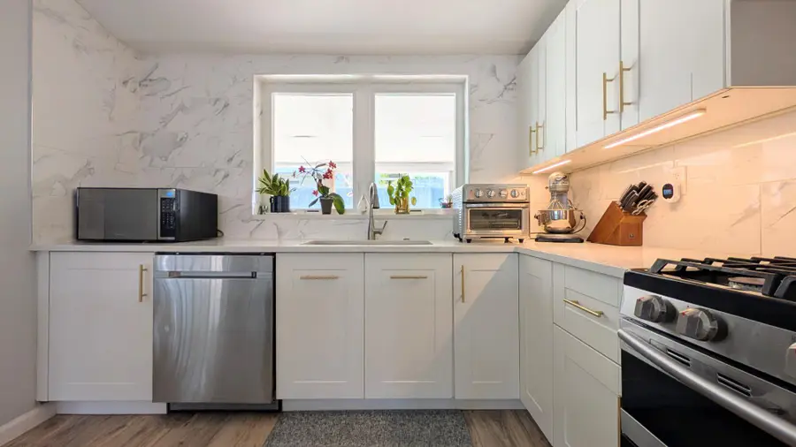 625 Renz St, Philadelphia, PA 19128 - #2