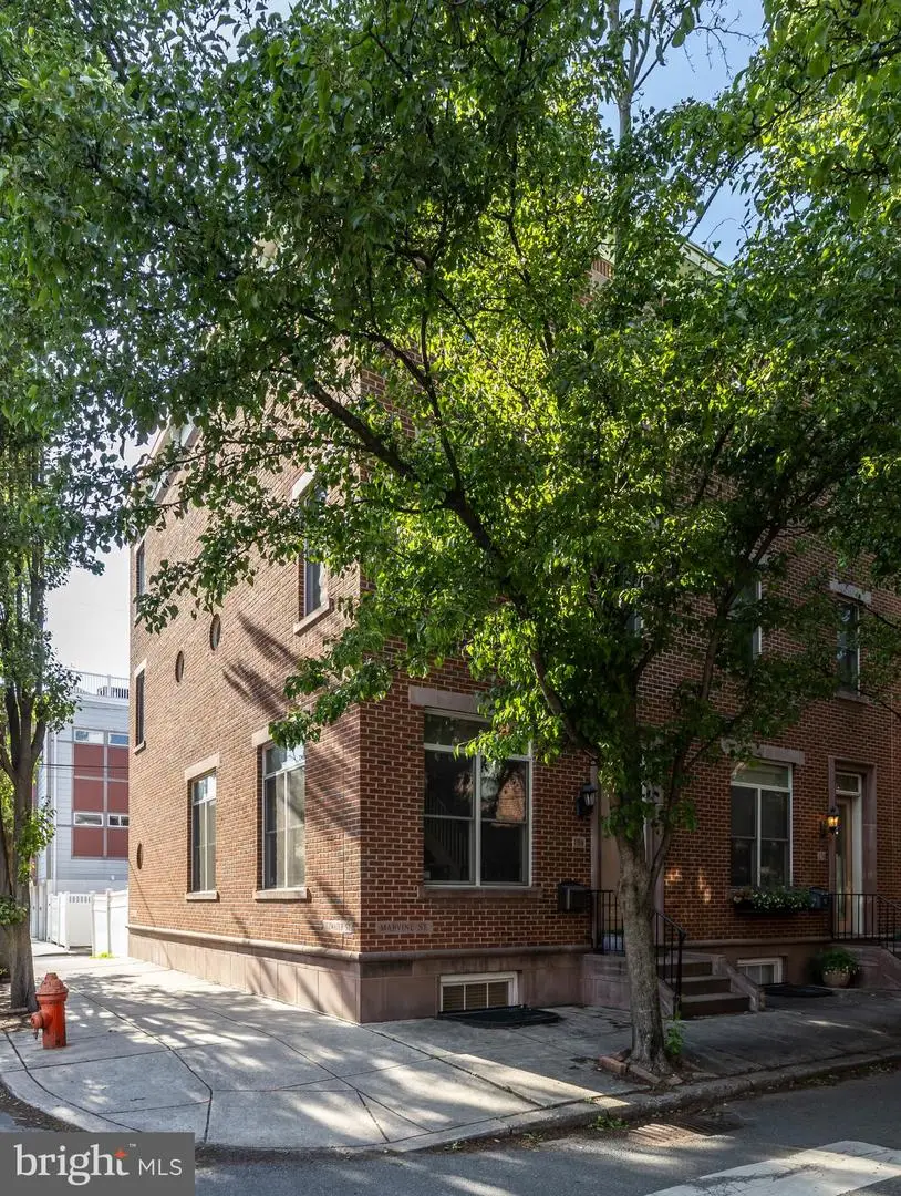 734 S Marvine St, Philadelphia, PA 19147 - #2