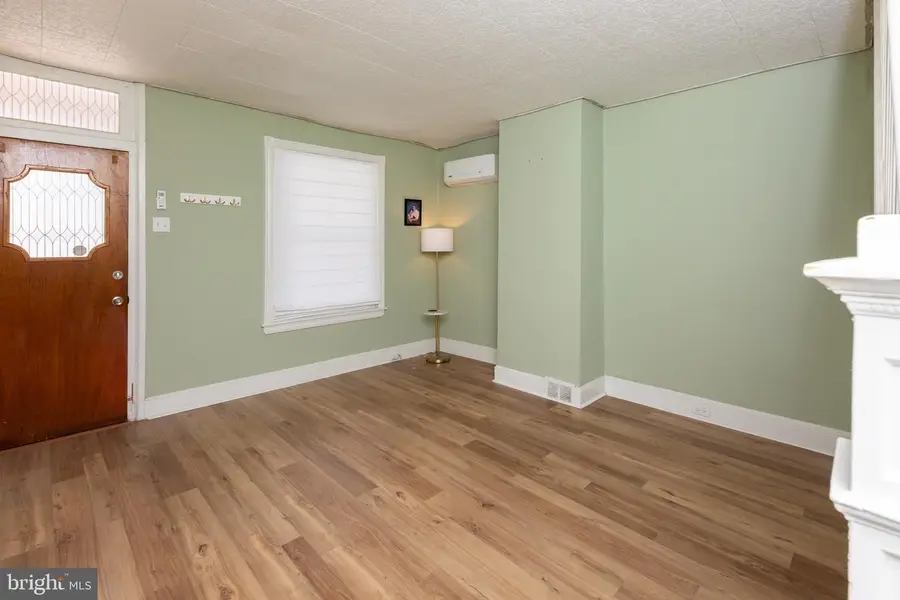 7250 Edmund St, Philadelphia, PA 19135 - #3