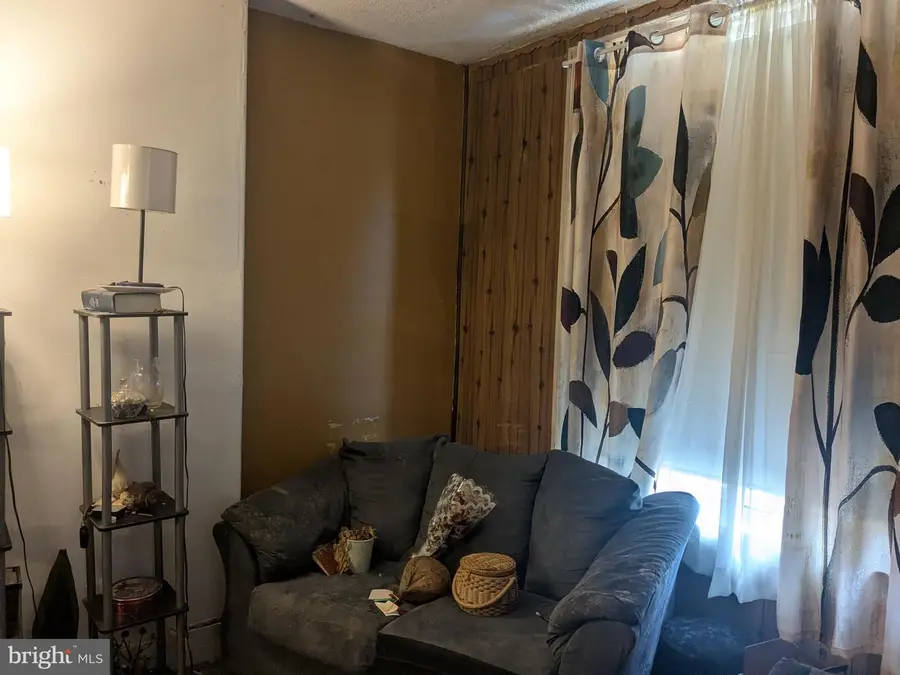 1818 Brunner St, Philadelphia, PA 19140 - #3