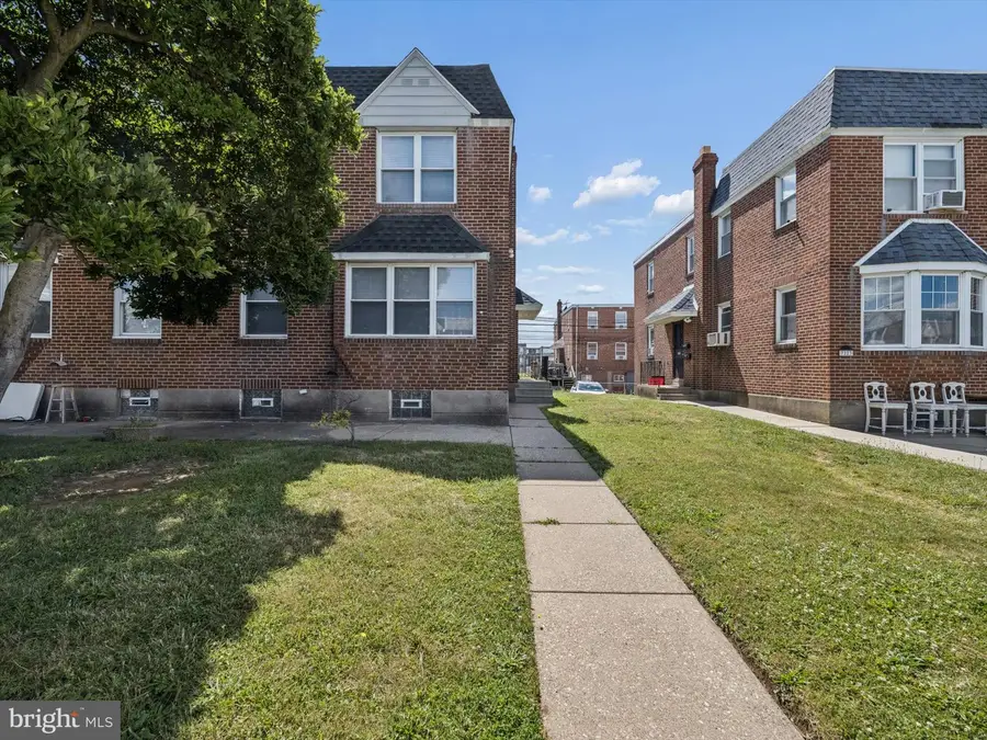 7225 Barnard St, Philadelphia, PA 19149 - #2