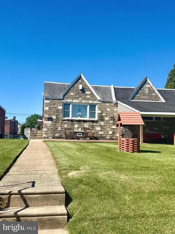1606 Fox Chase Rd, PHILADELPHIA, PA 19152