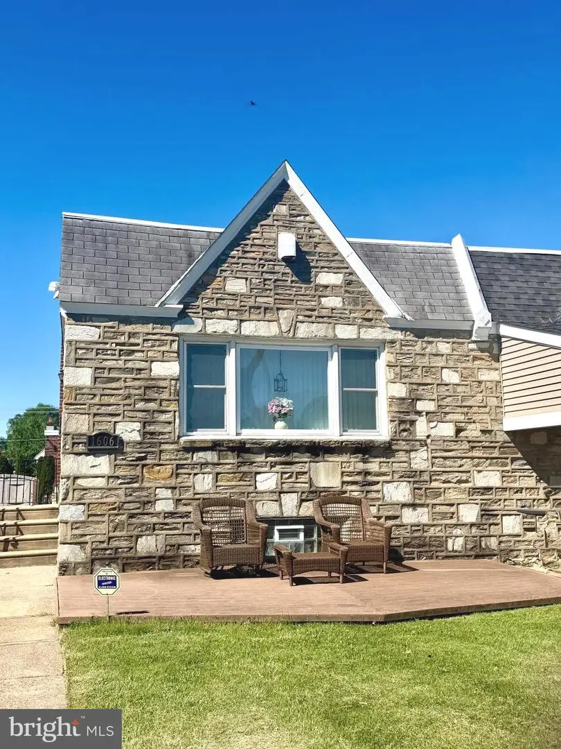 1606 Fox Chase Rd, Philadelphia, PA 19152 - #2