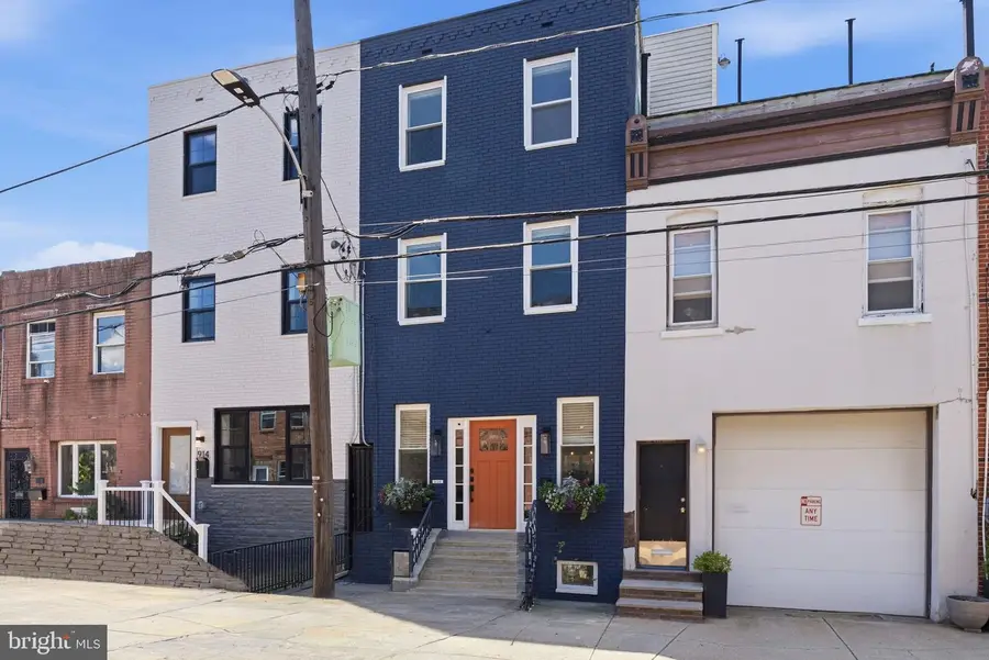 916 Fernon St, Philadelphia, PA 19148 - #2