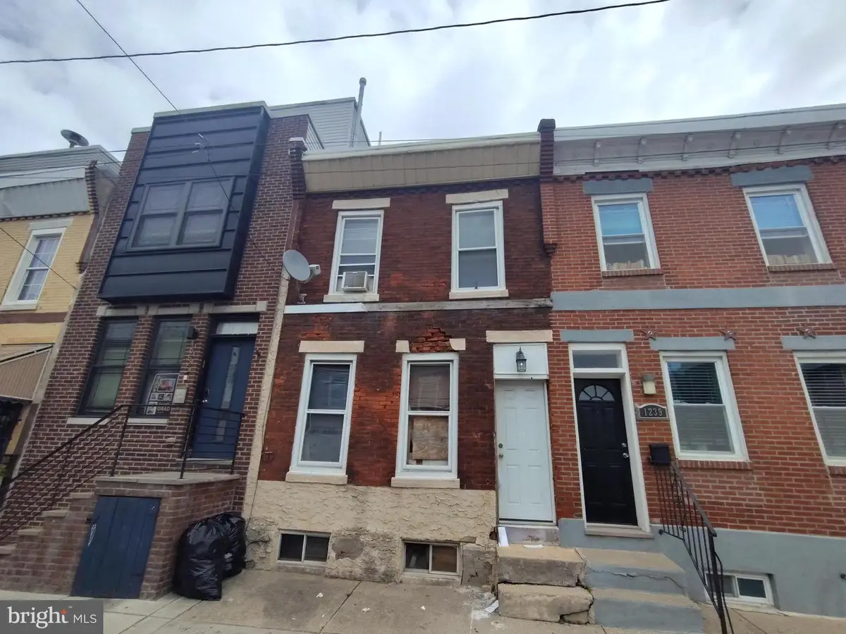 1237 S Bucknell St, Philadelphia, PA 19146 - #1