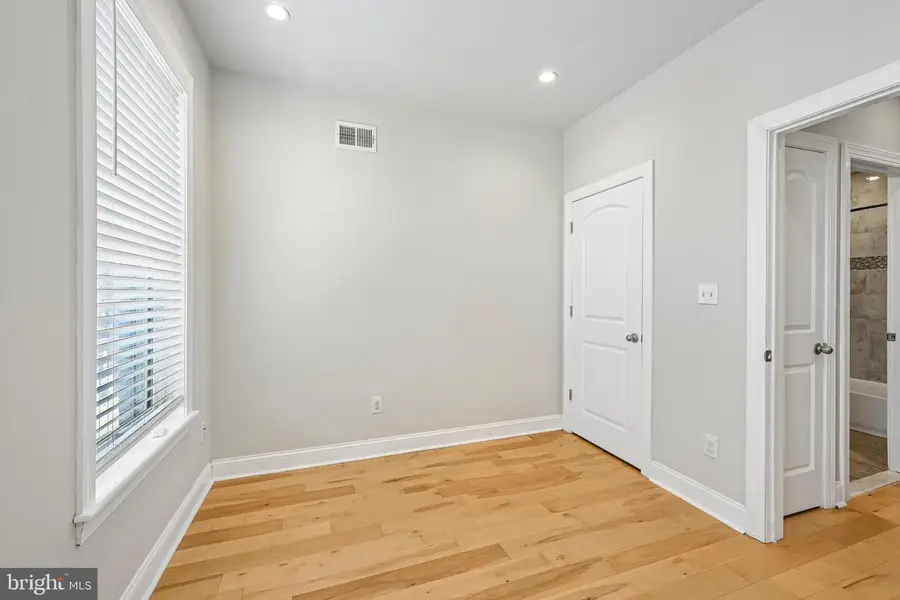 1819 Mountain St, Philadelphia, PA 19145 - #3