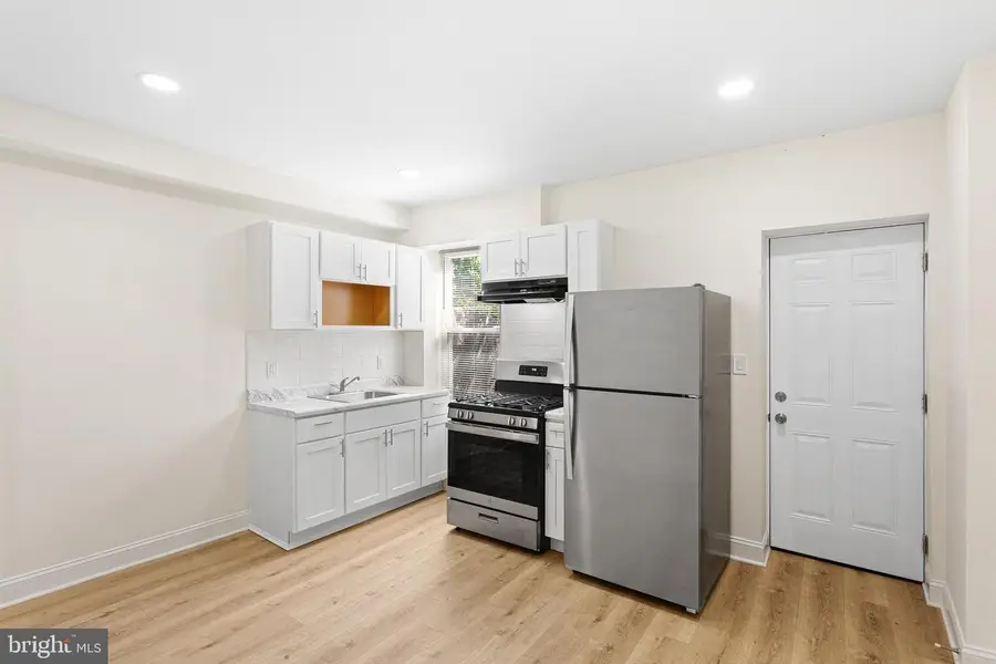 5810 Wakefield St, Philadelphia, PA 19144 - #2