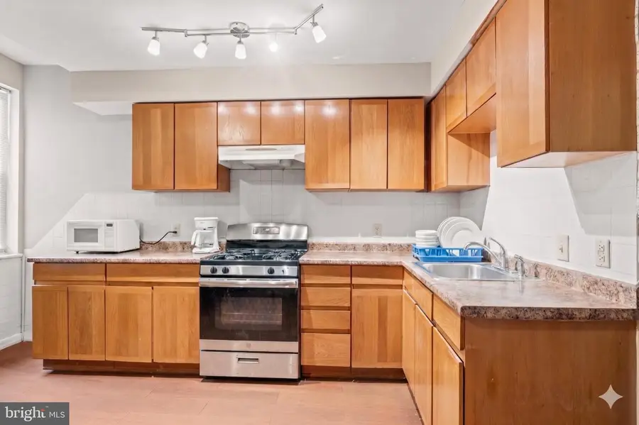 4129 Woodland Ave, Philadelphia, PA 19104 - #3