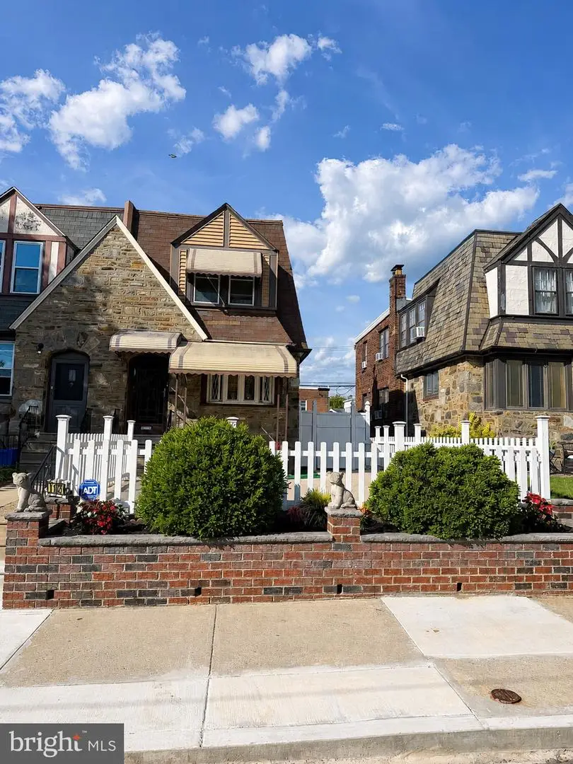 1103 Kenwyn St, Philadelphia, PA 19124 - #2