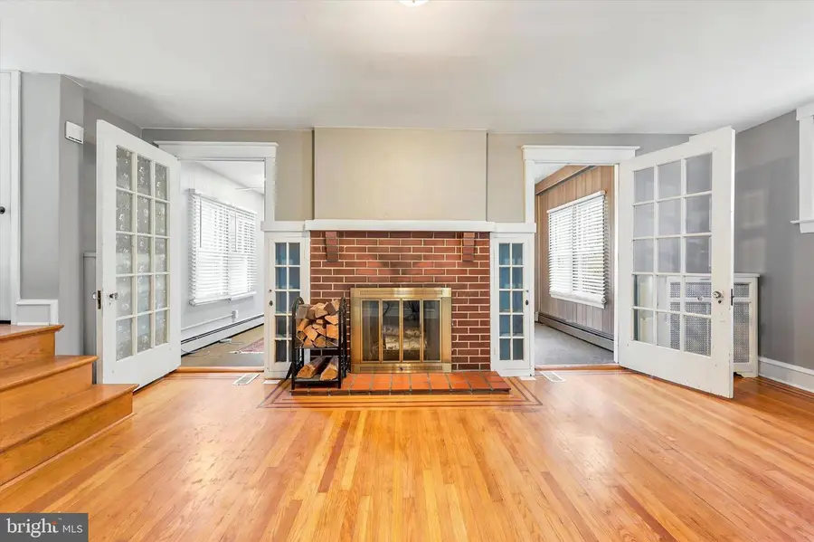 8010 Ridge Ave, Philadelphia, PA 19128 - #2