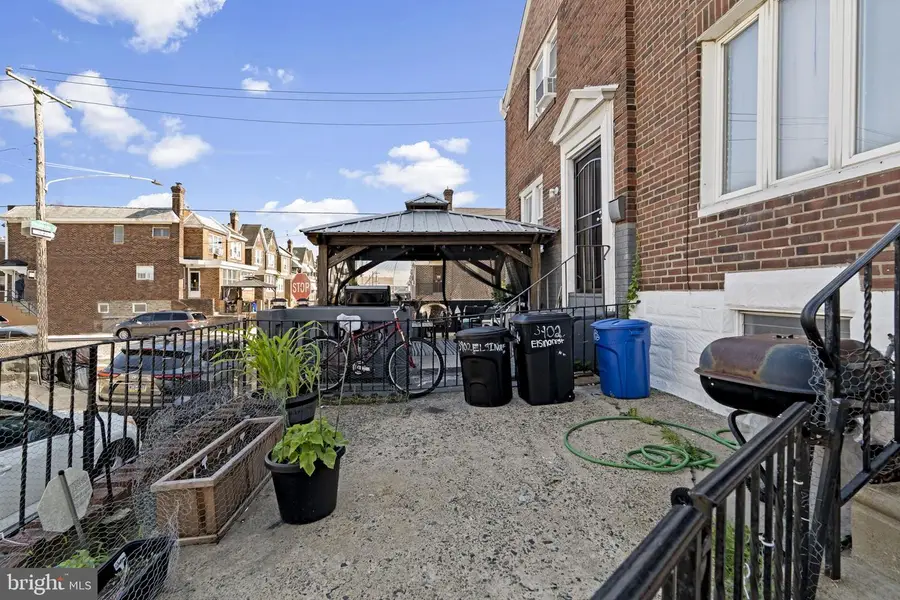 3902 Elsinore St, Philadelphia, PA 19124 - #2