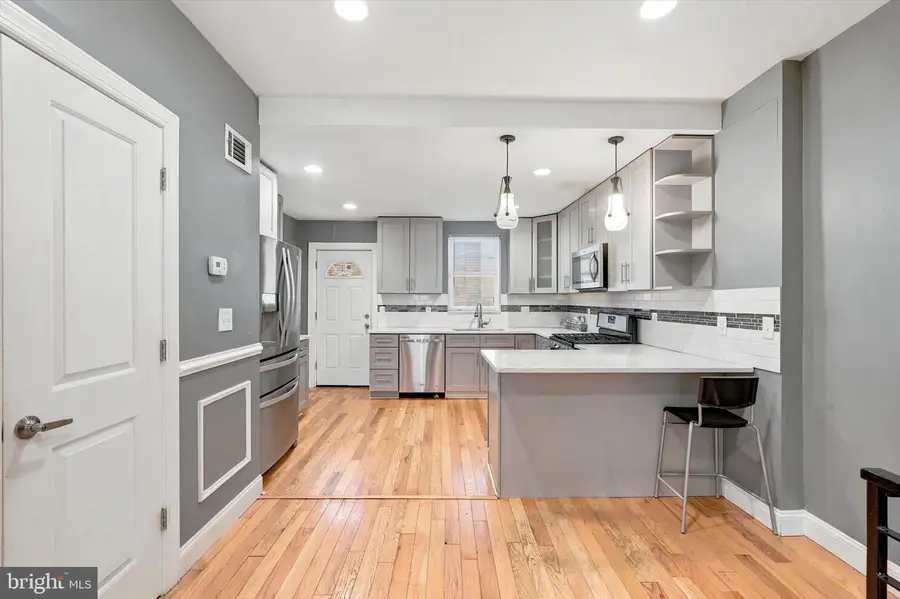 2504 Manton St, Philadelphia, PA 19146 - #3