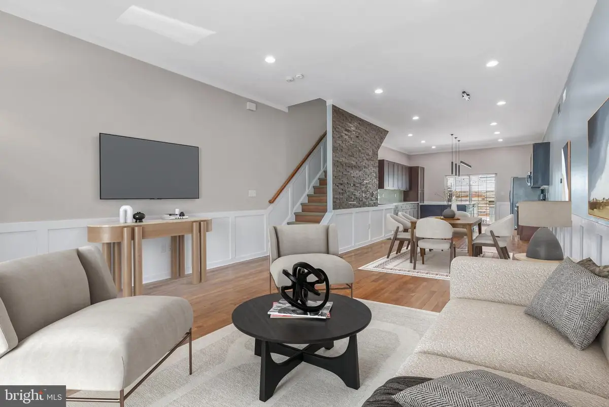134 Dupont St, Philadelphia, PA 19127 - #1
