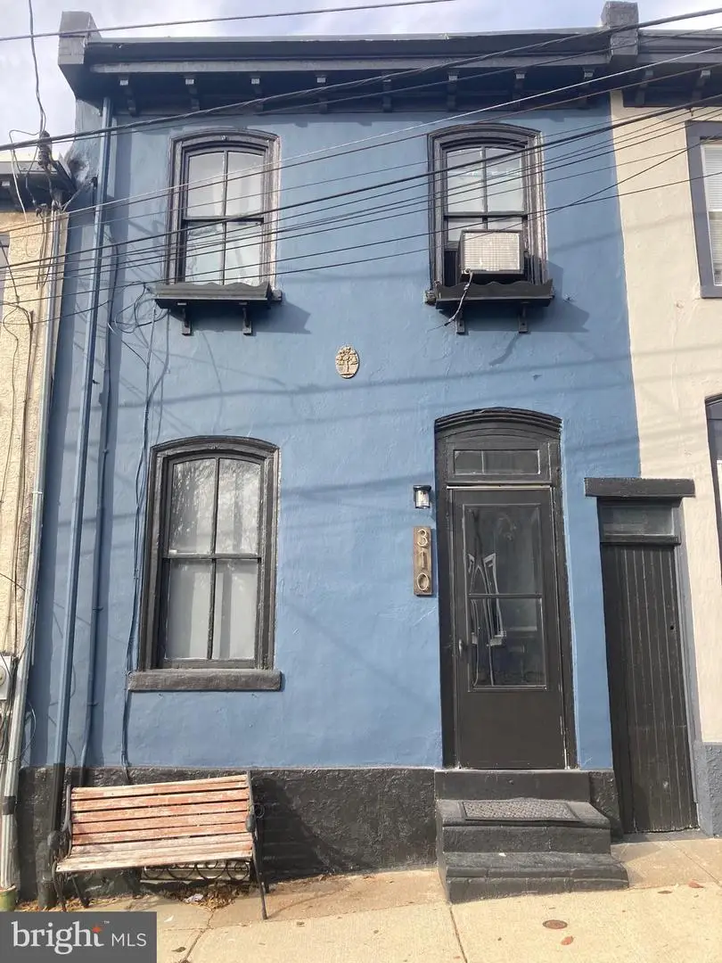 310 Carson St, Philadelphia, PA 19128 - #1
